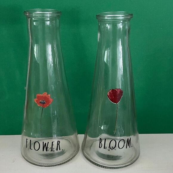 Rae Dunn Glass Vases with Red Floral Design Set of 2 7 in Flower & Bloom - Picture 1 of 5